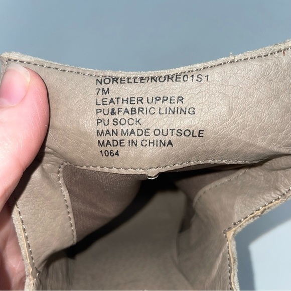 Steve Madden “Norelle” Ankle Boots  | Gray | Size 7 - Picture 8 of 9